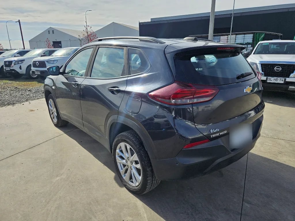 Chevrolet Tracker 1.2t Ltz R 4x2 At 5p año 2025