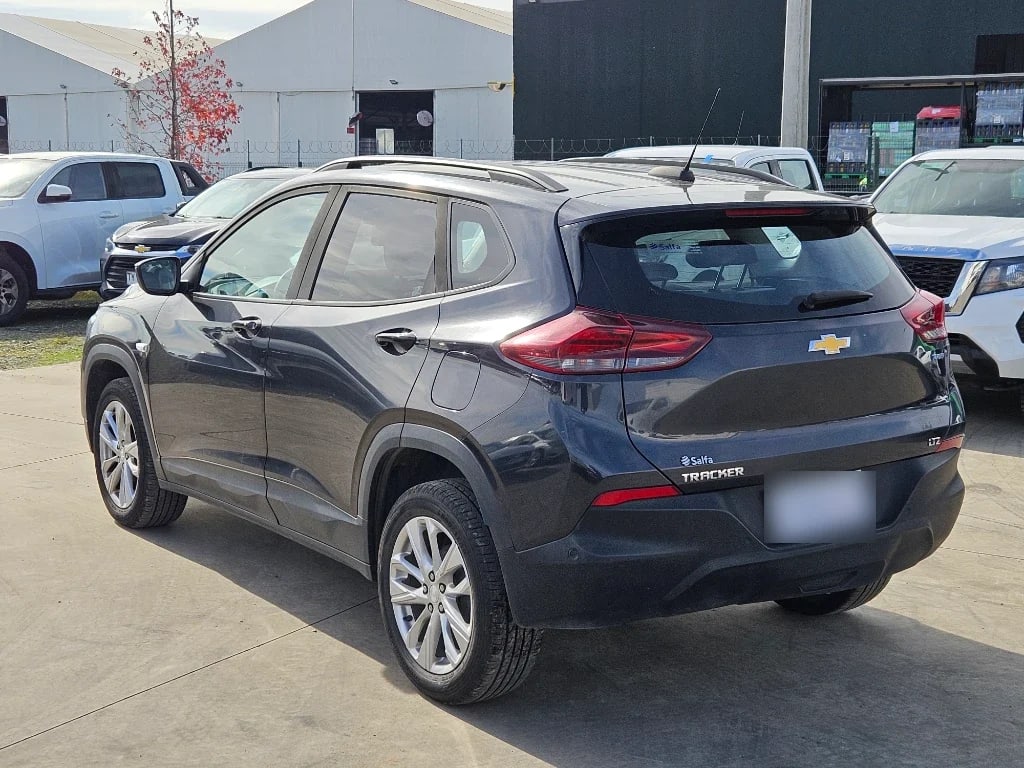 Chevrolet Tracker 1.2t Ltz R 4x2 At 5p año 2025