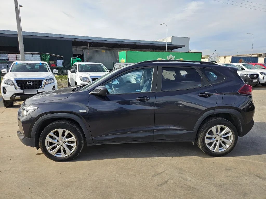 Chevrolet Tracker 1.2t Ltz R 4x2 At 5p año 2025