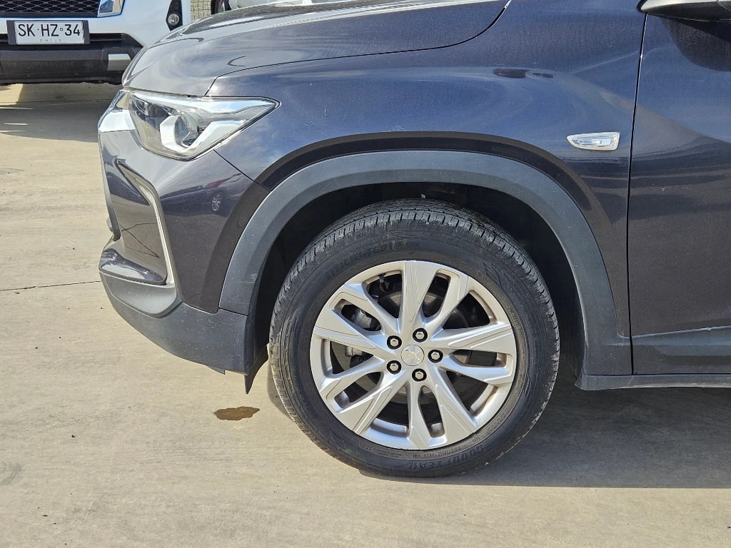 Chevrolet Tracker 1.2t Ltz R 4x2 At 5p año 2025