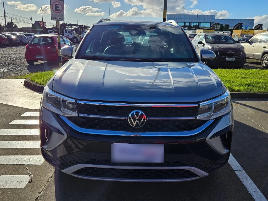 Volkswagen Taos Taos 1.4 Tsi At Highline año 2023