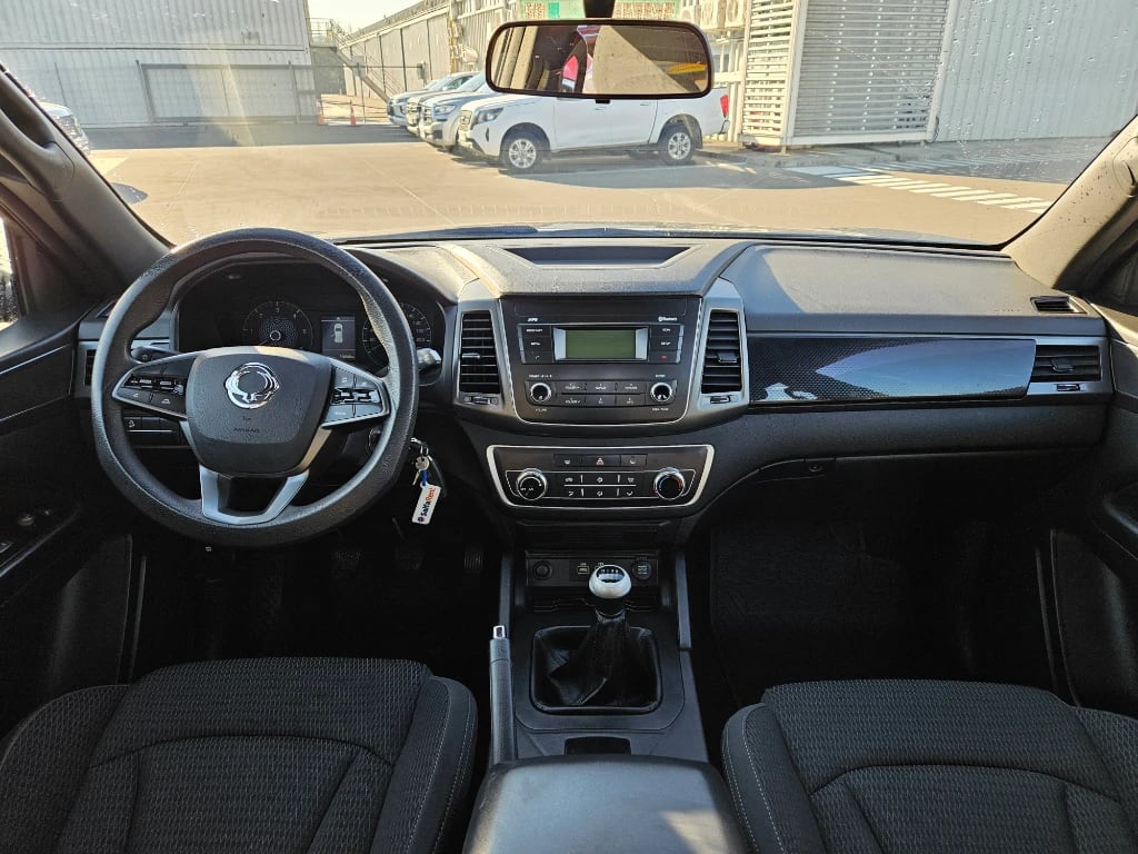 Ssangyong Grand Musso Grand Musso 2.2 4x2 Mt año 2023