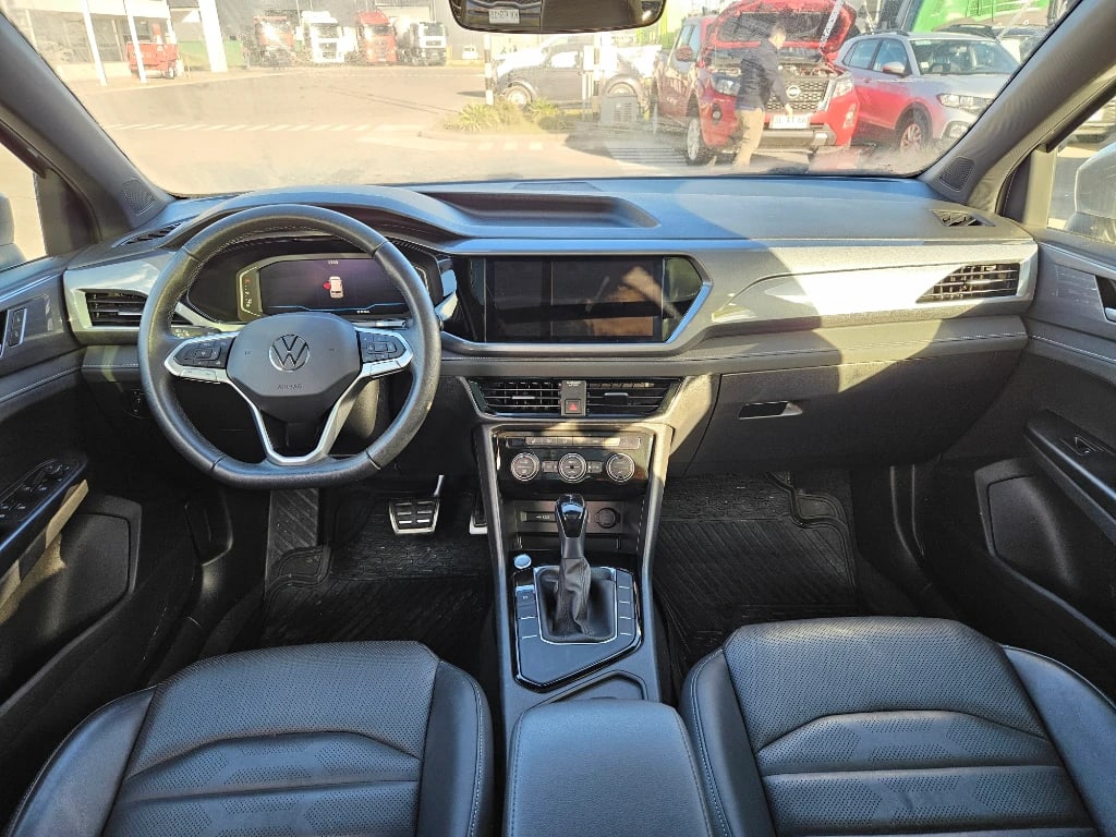 Volkswagen Taos Taos 1.4 Tsi At Highline año 2023