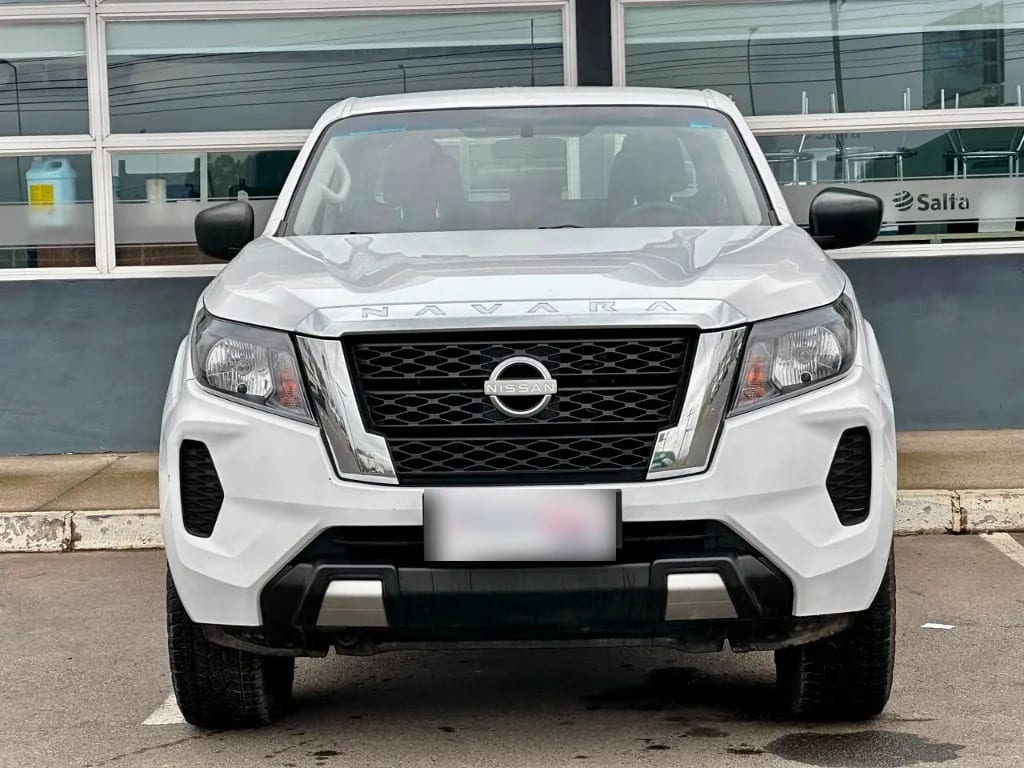Nissan Navara Navara Dc 4x2 2.3 Tdi Se año 2023