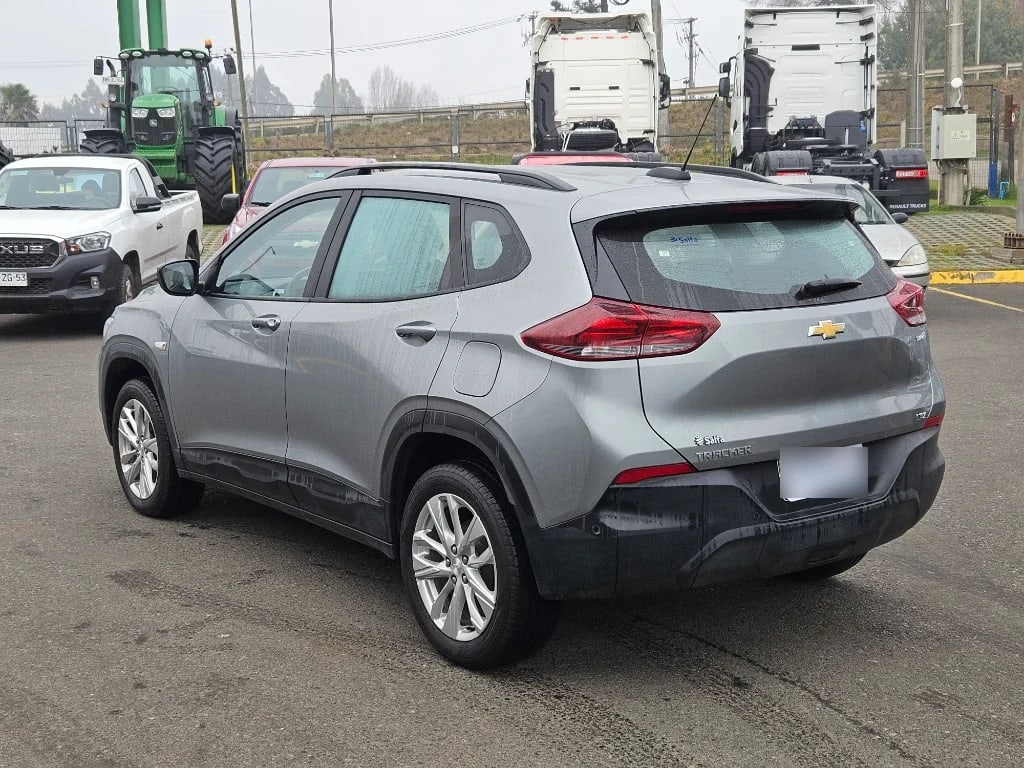 Chevrolet Tracker 1.2t Ltz R 4x2 At 5p año 2025