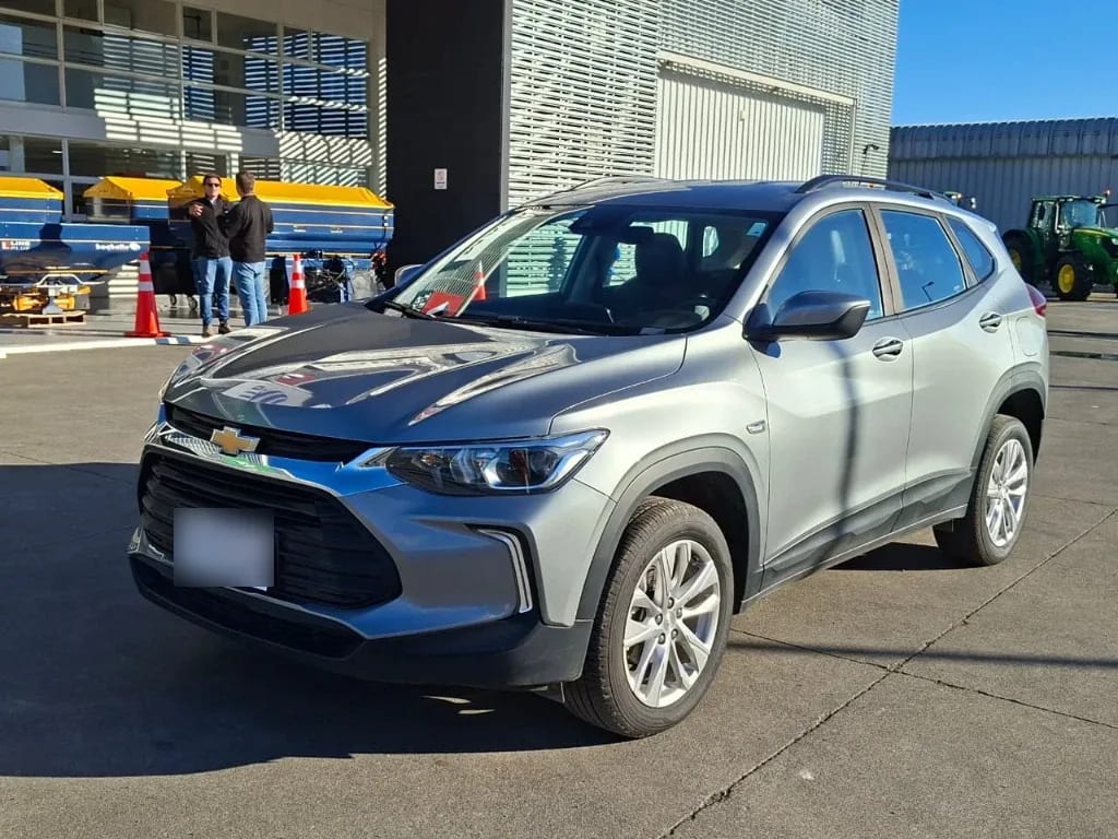 Chevrolet Tracker 1.2t Ltz R 4x2 At 5p año 2025