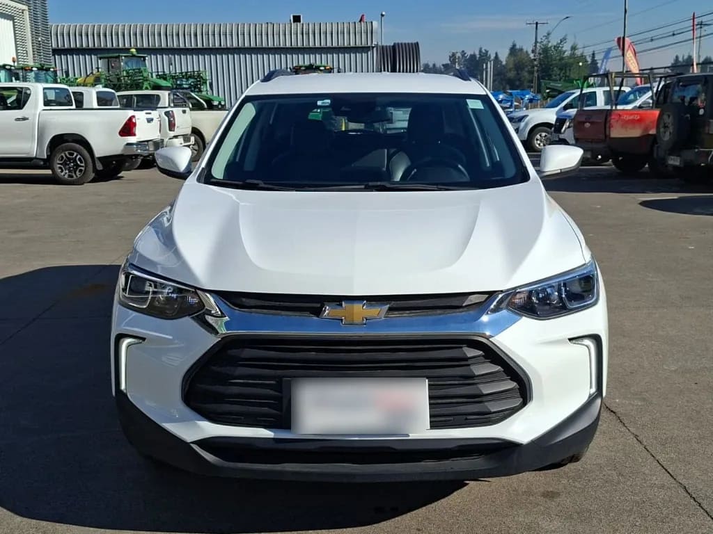 Chevrolet Tracker 1.2t Ltz R 4x2 At 5p año 2025