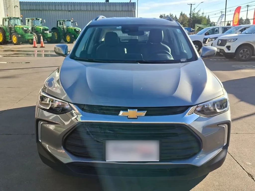 Chevrolet Tracker 1.2t Ltz R 4x2 At 5p año 2025