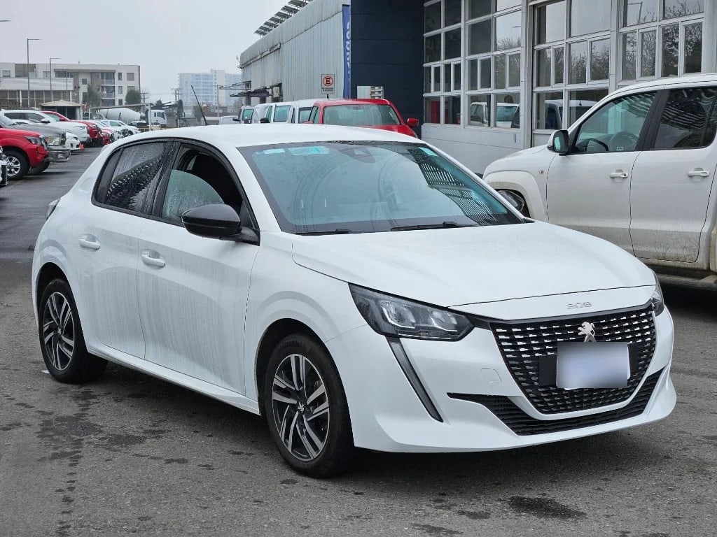 Peugeot 208 208 Puretech 100 Hb 1.2 año 2023