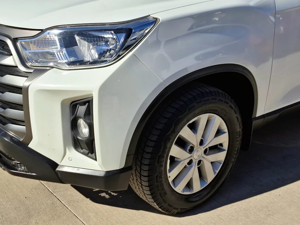 Ssangyong Grand Musso Grand Musso 2.2 4x4 Mt Full-Ql712 año 2023