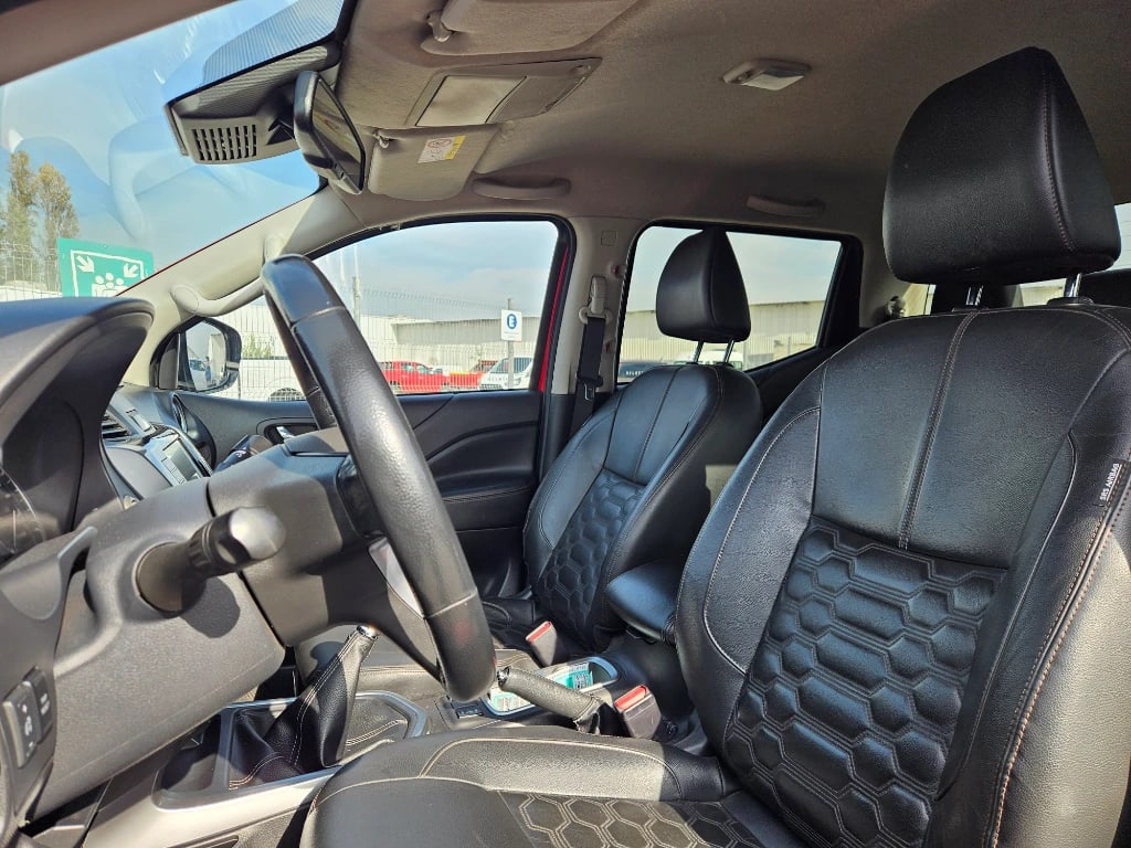 Nissan Navara Dc 4x4 2.3tdi Le Mt año 2023