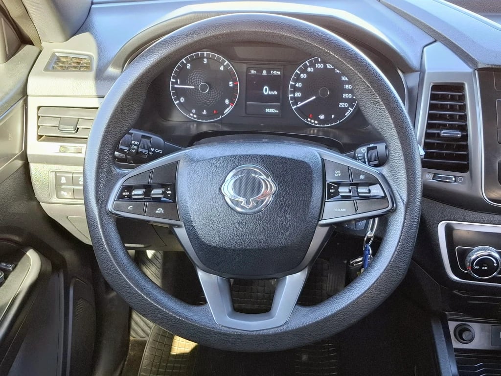 Ssangyong Grand Musso Grand Musso 2.2 4x4 Mt Full-Ql712 año 2023