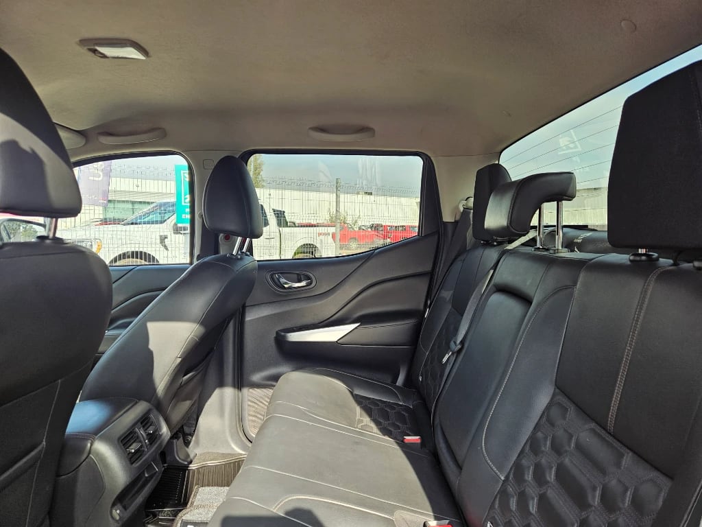 Nissan Navara Dc 4x4 2.3tdi Le Mt año 2023