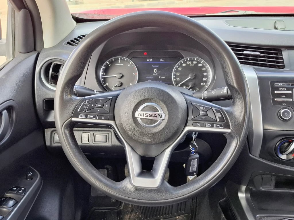 Nissan Navara Navara Dc 4x2 2.3tdi Se año 2023
