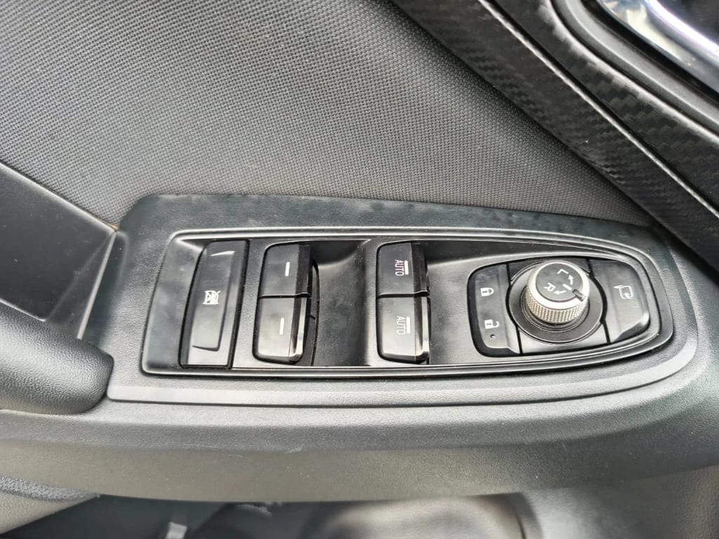 Subaru Xv 2.0i Awd Cvt At 5p año 2023