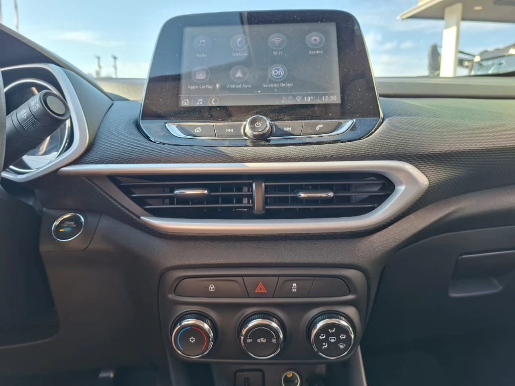 Chevrolet Tracker 1.2t Ltz R 4x2 At 5p año 2025