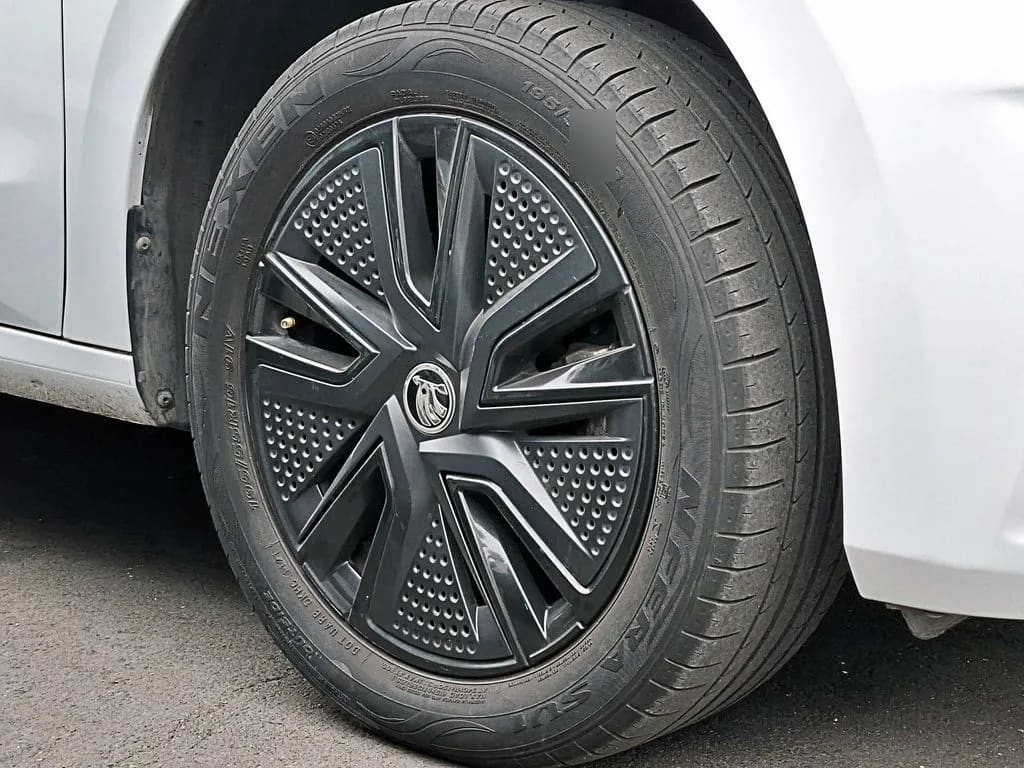 Skoda Fabia Tsi 1.0 año 2023
