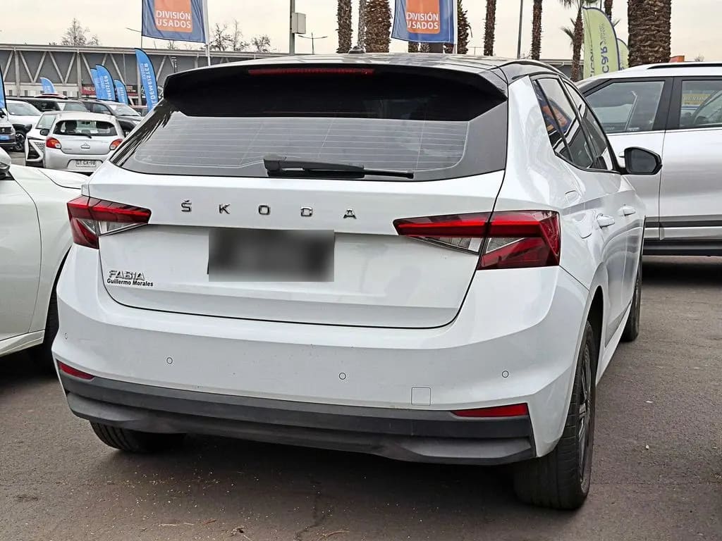 Skoda Fabia Tsi 1.0 año 2023