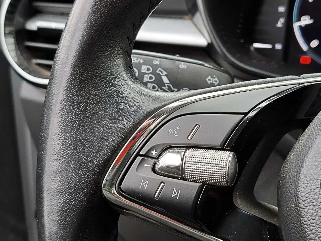 Skoda Fabia Tsi 1.0 año 2023