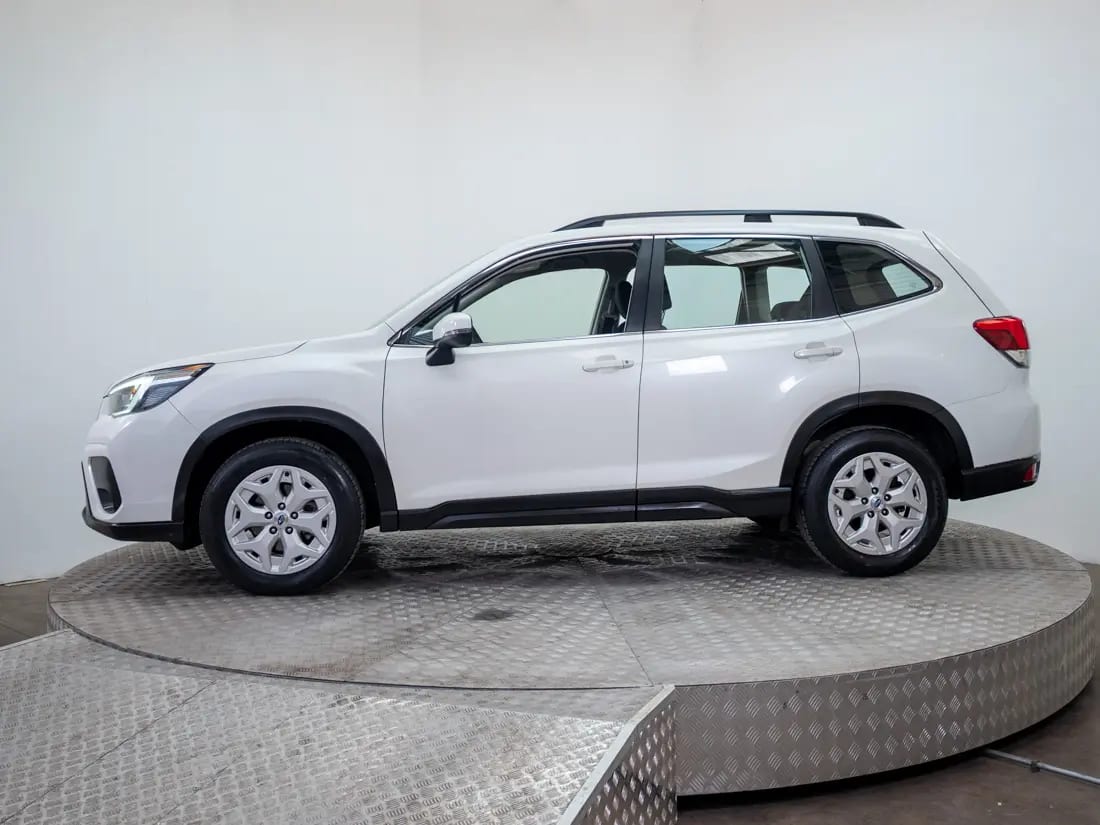Subaru Forester 2.0 Awd X At 4x4 año 2020