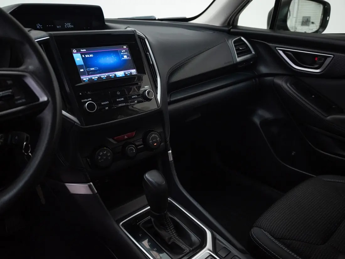 Subaru Forester 2.0 Awd X At 4x4 año 2020