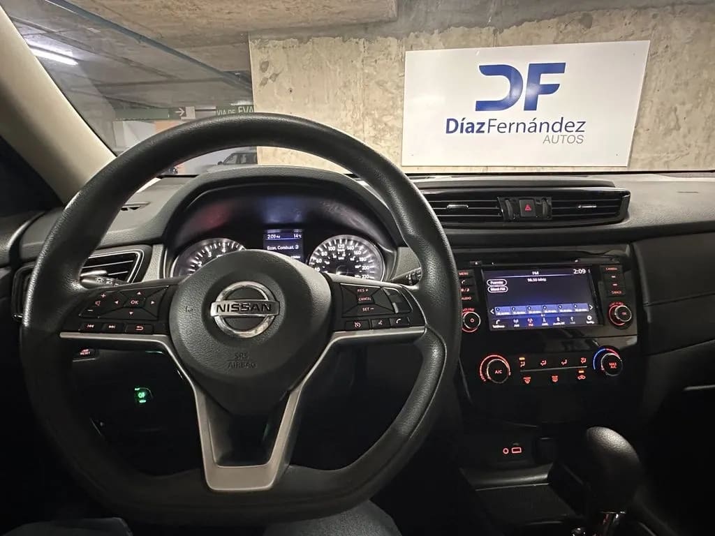 Nissan X-Trail 2.5 Drive 4x2 At 5p año 2021
