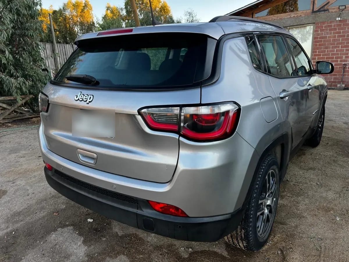 JEEP COMPASS 2.4 Sport Mt año 2021