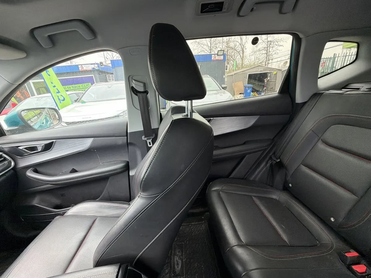 Chery Tiggo 7 Pro 1.5t Glx 4x2 Cvt At 5p año 2022
