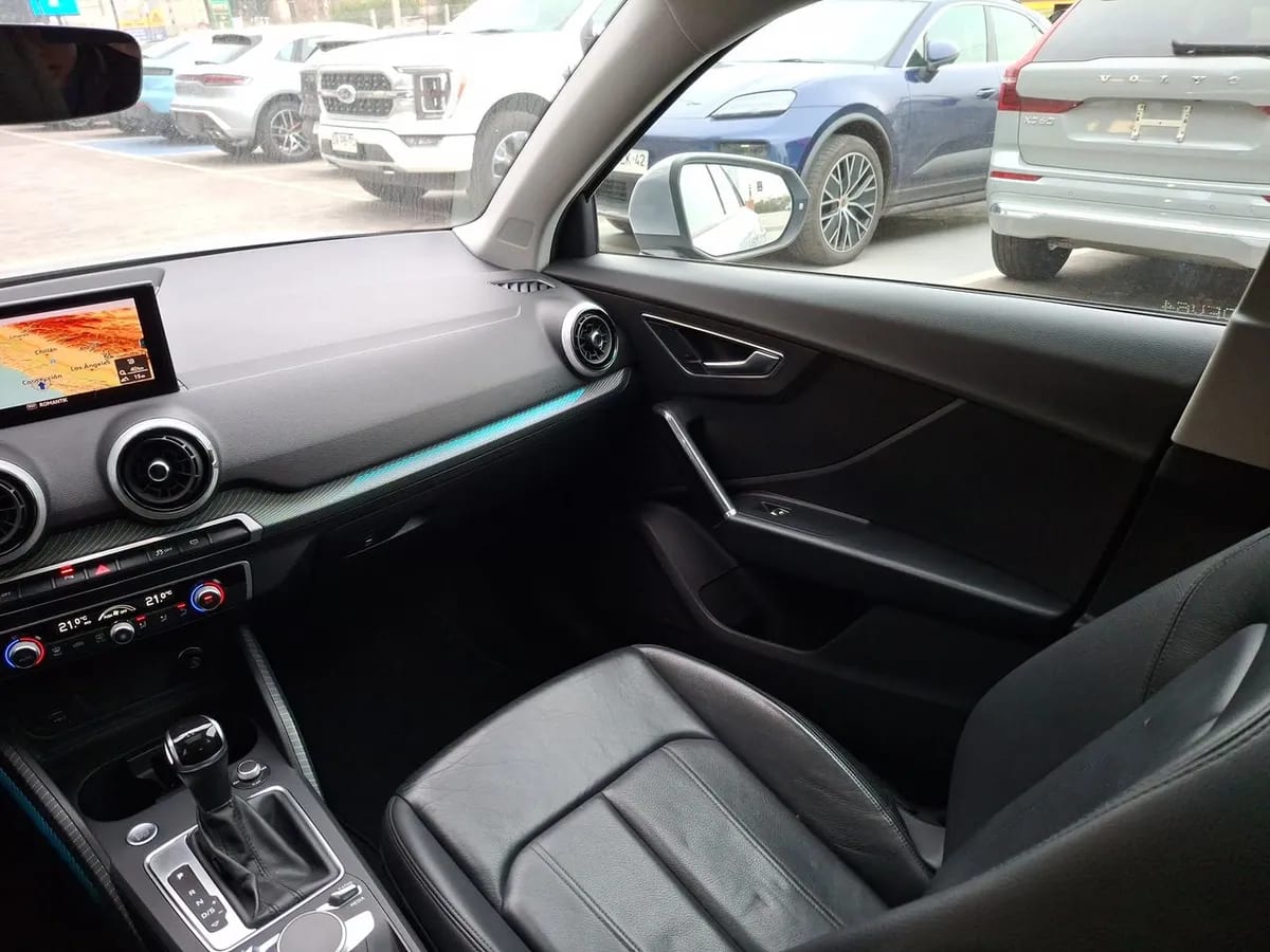 Audi Q2 1.4 35 Tfsi 4x2 At 5p año 2021