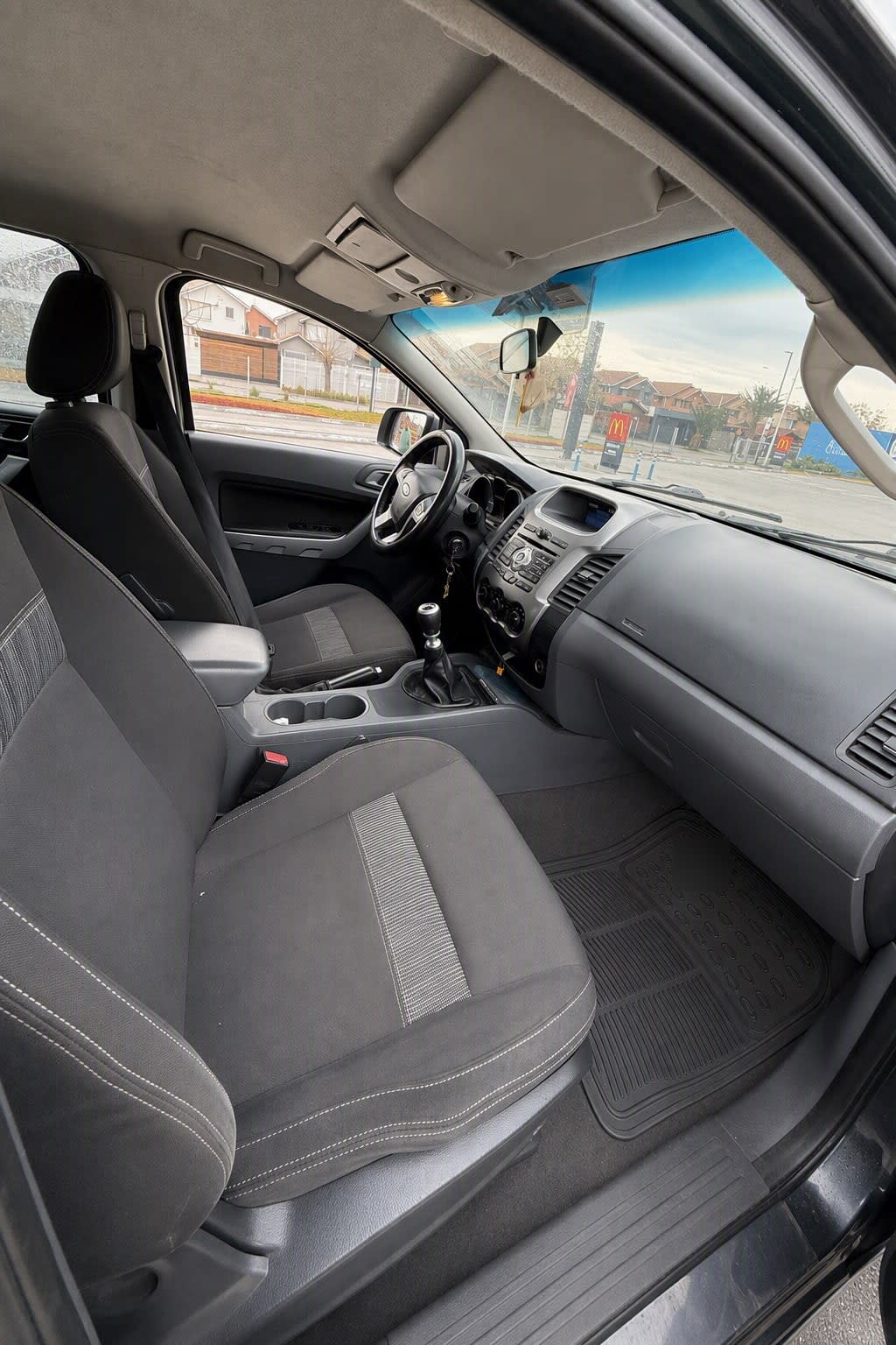 FORD RANGER 3.2 Xlt Mt 4x2 Diesel año 2014