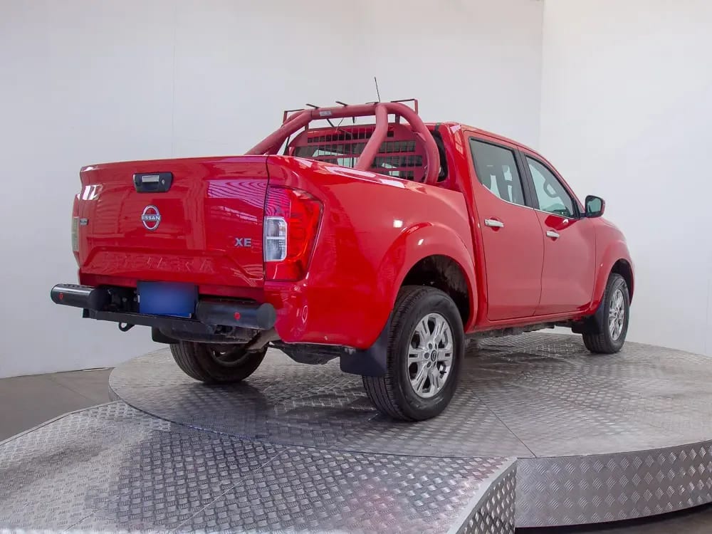 Nissan Navara Xe 4x2 2.3 Mt año 2024