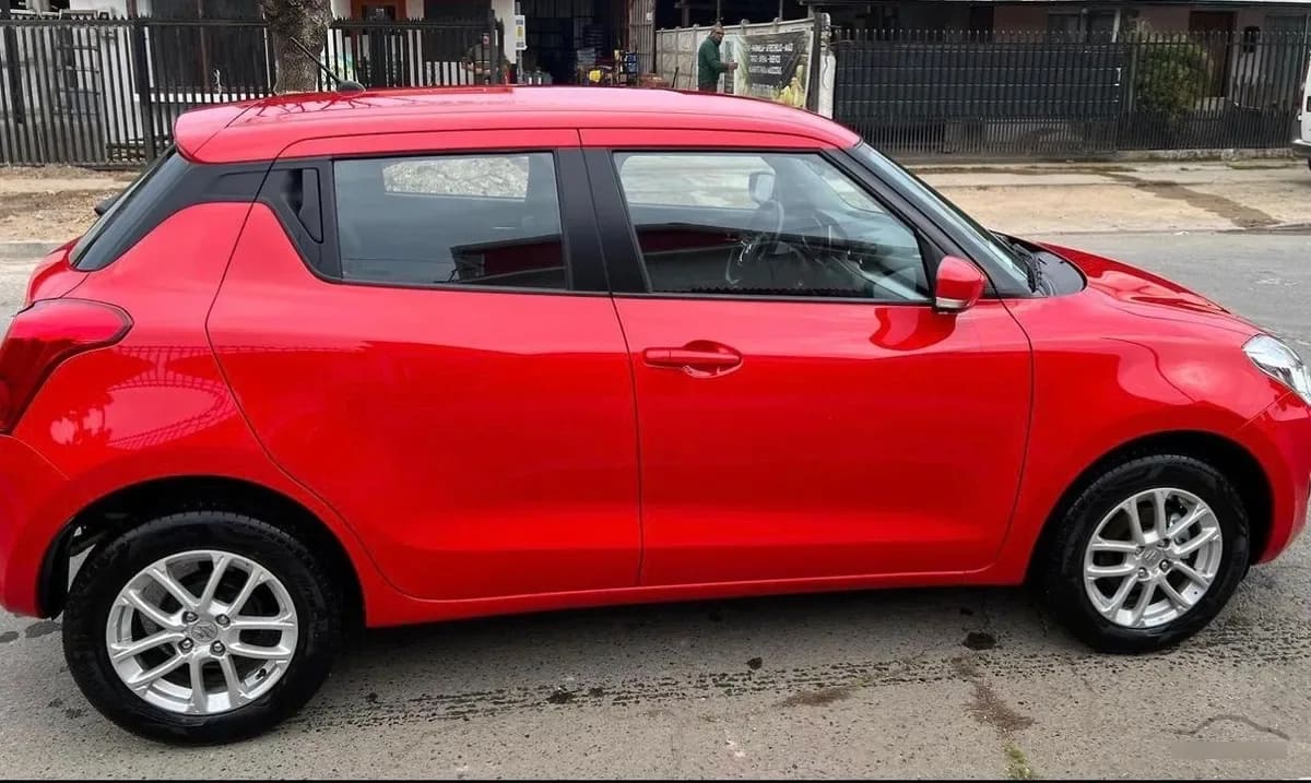 SUZUKI SWIFT 1.2 Gl Mt año 2023