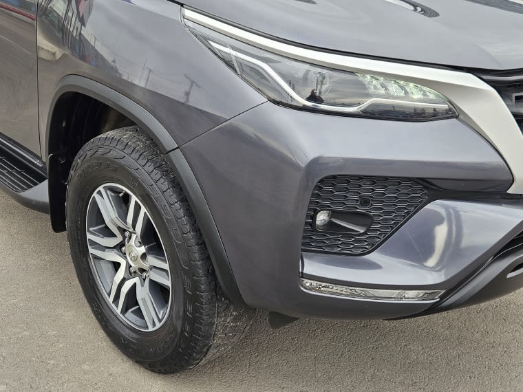 Toyota Fortuner 2.7 Aut año 2021