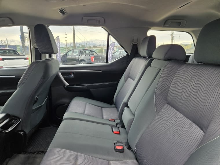 Toyota Fortuner 2.7 Aut año 2021