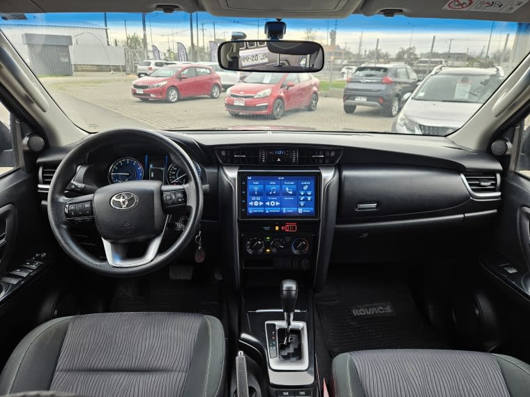 Toyota Fortuner 2.7 Aut año 2021