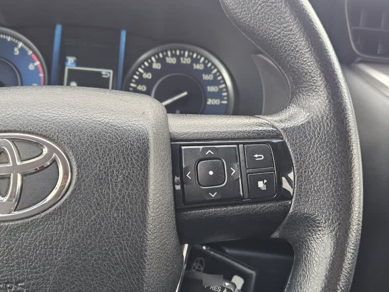 Toyota Fortuner 2.7 Aut año 2021