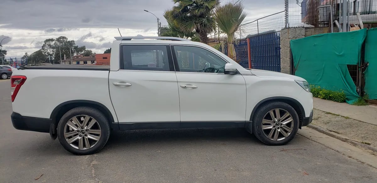 SSANGYONG MUSSO 2.2 Mt 4x4 Diesel año 2019