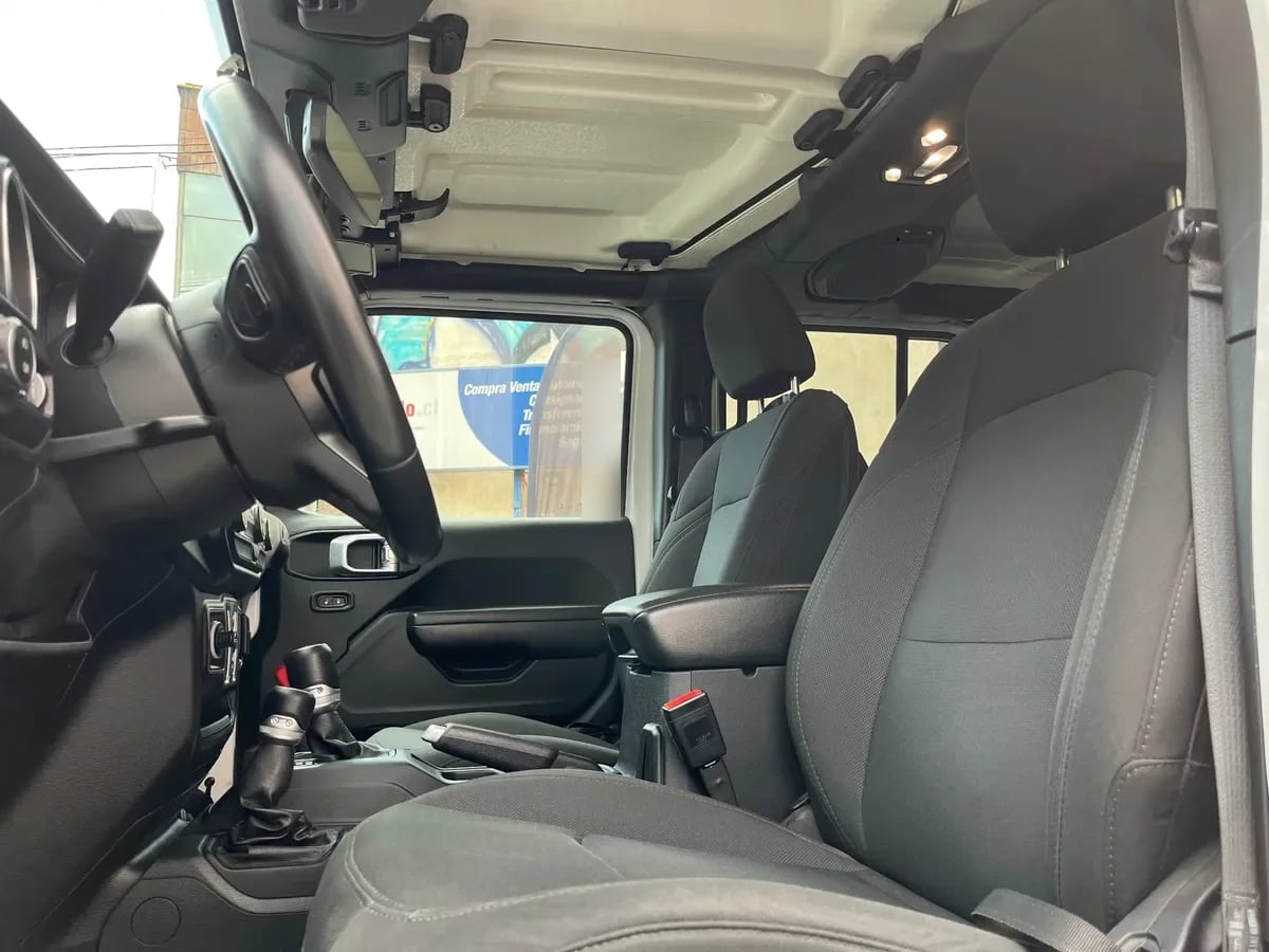 Jeep Wrangler 3.6 Unlimited Rubicon At 4x4 año 2022
