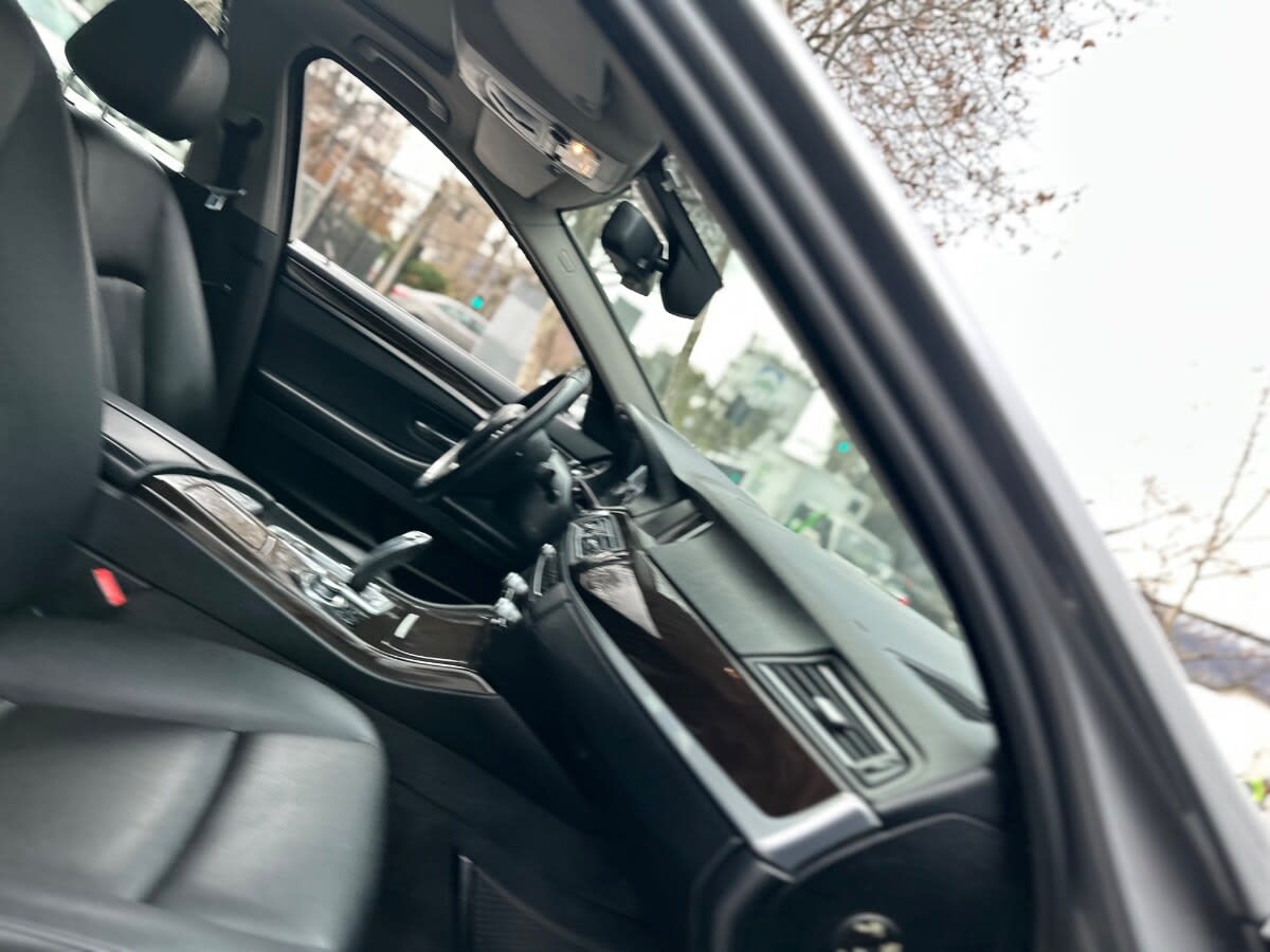 BMW 520i Exectuve año 2014