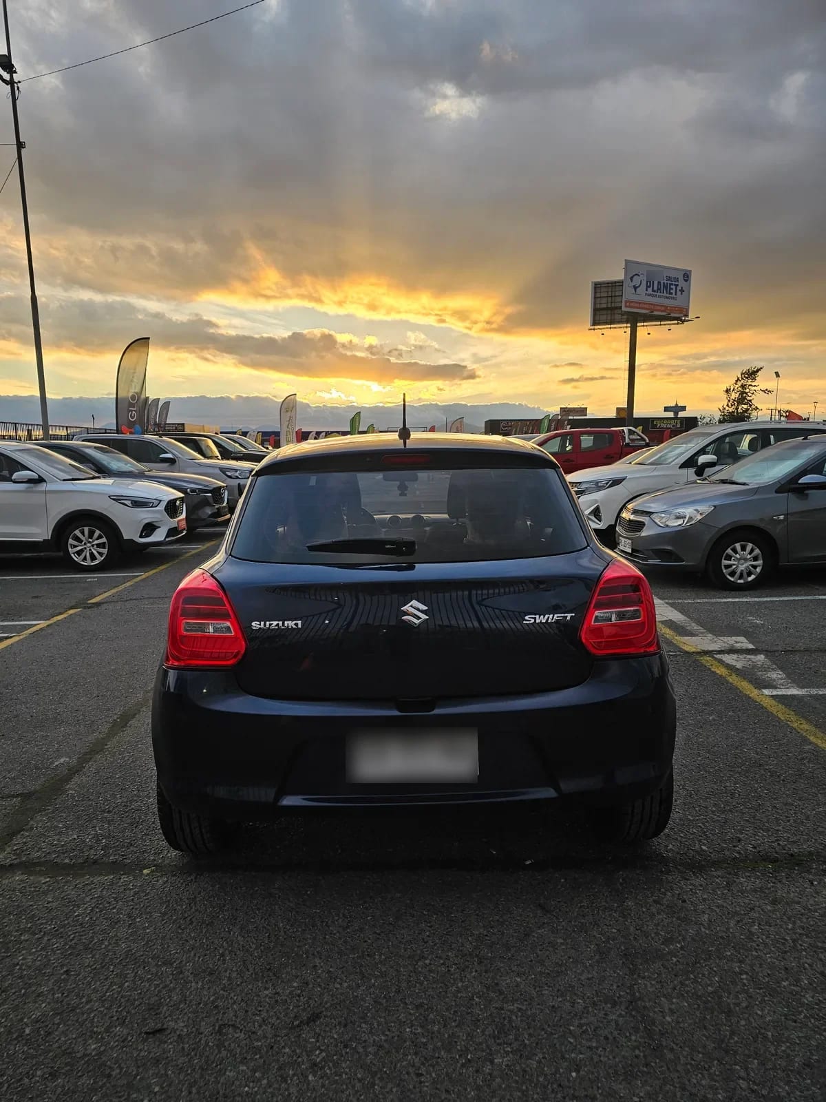 SUZUKI SWIFT 1.2 Gl Mt año 2023
