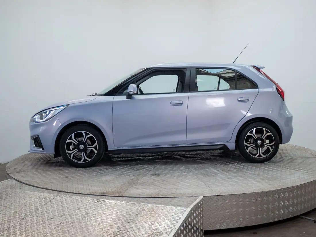 MG 3 Mg 3 1.5 Com At año 2023