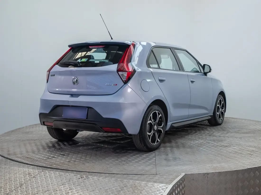 MG 3 Mg 3 1.5 Com At año 2023