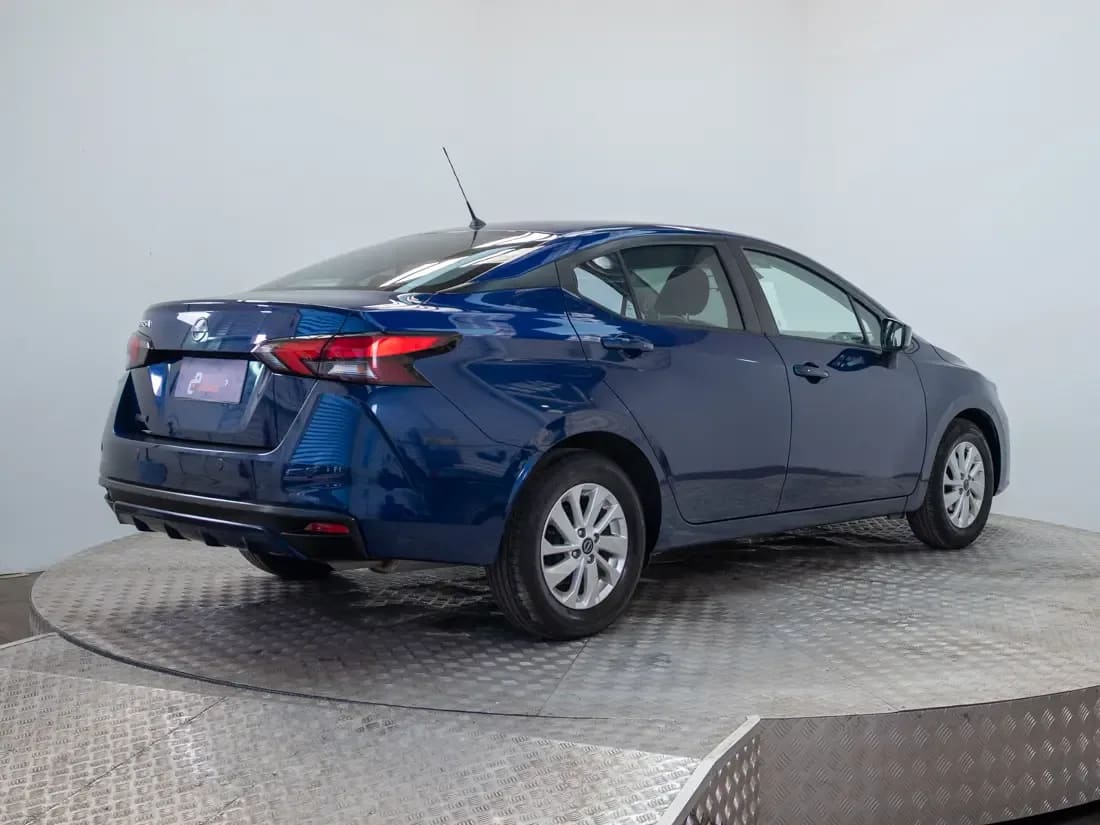 Nissan Versa 1.6 Sense Mt año 2024
