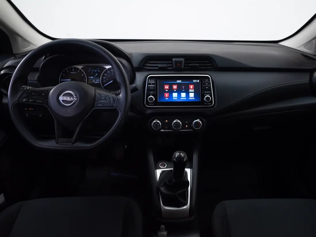 Nissan Versa 1.6 Sense Mt año 2024