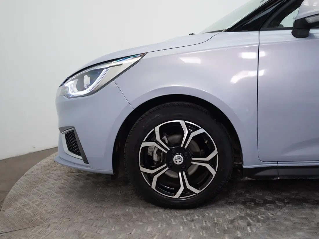 MG 3 Mg 3 1.5 Com At año 2023