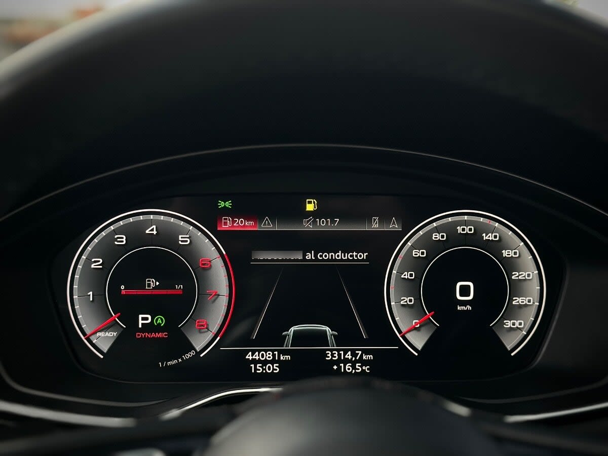 Audi A4 S Line año 2023