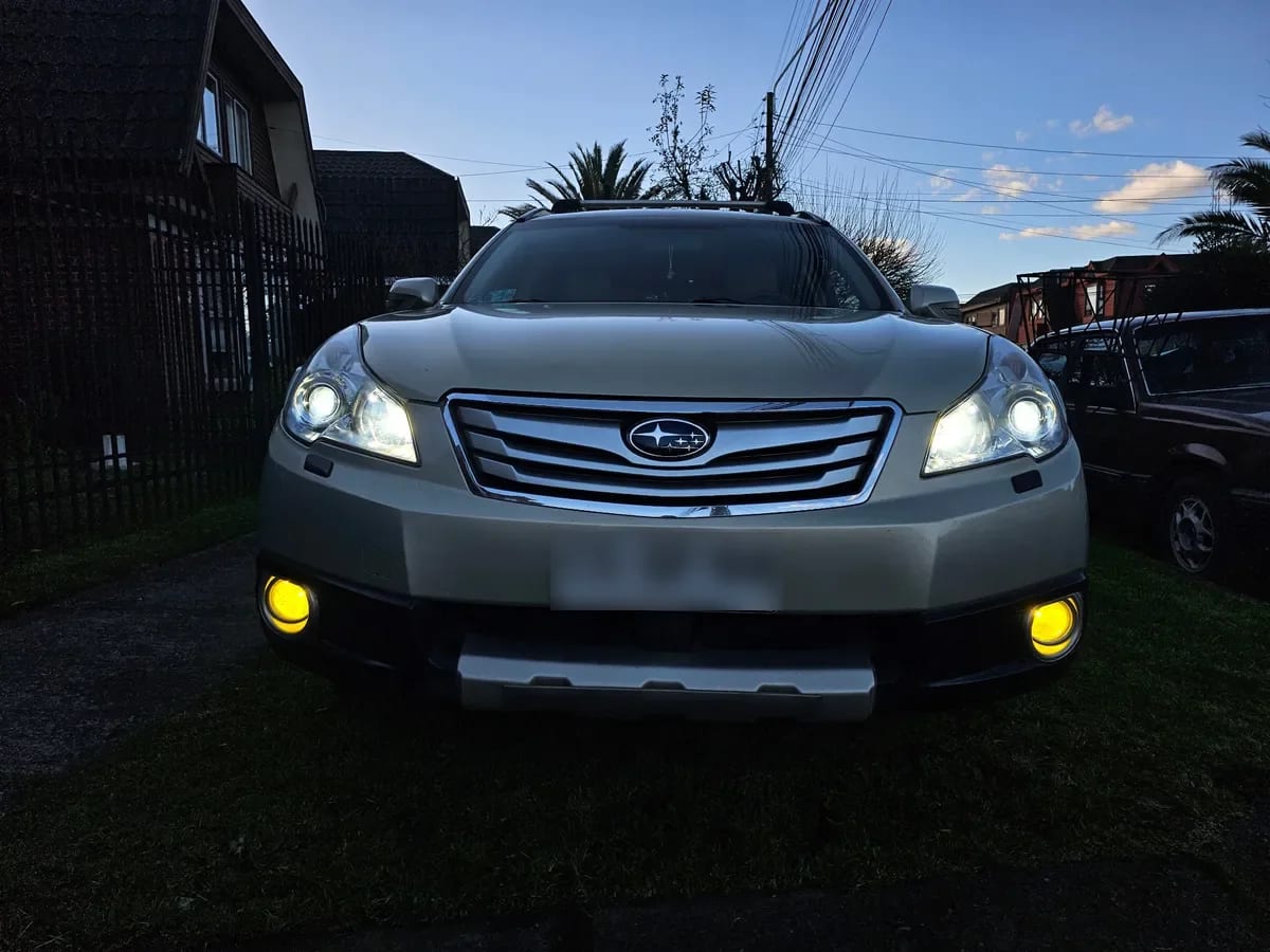 Subaru Outback Otra año 2011