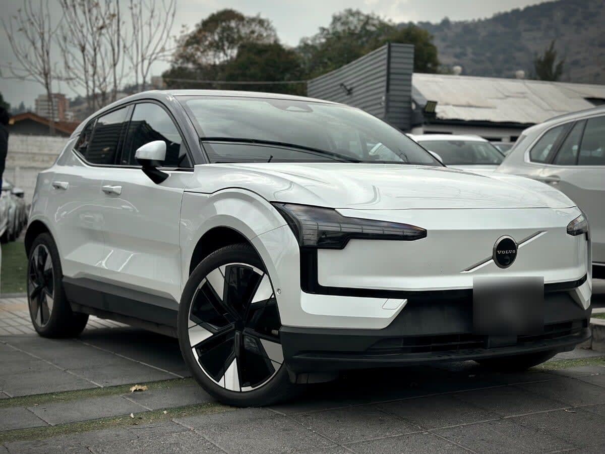 Volvo Ex30 Ultra año 2024
