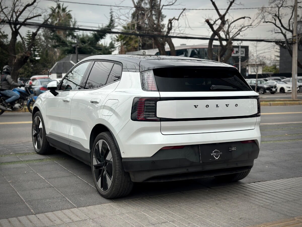 Volvo Ex30 Ultra año 2024