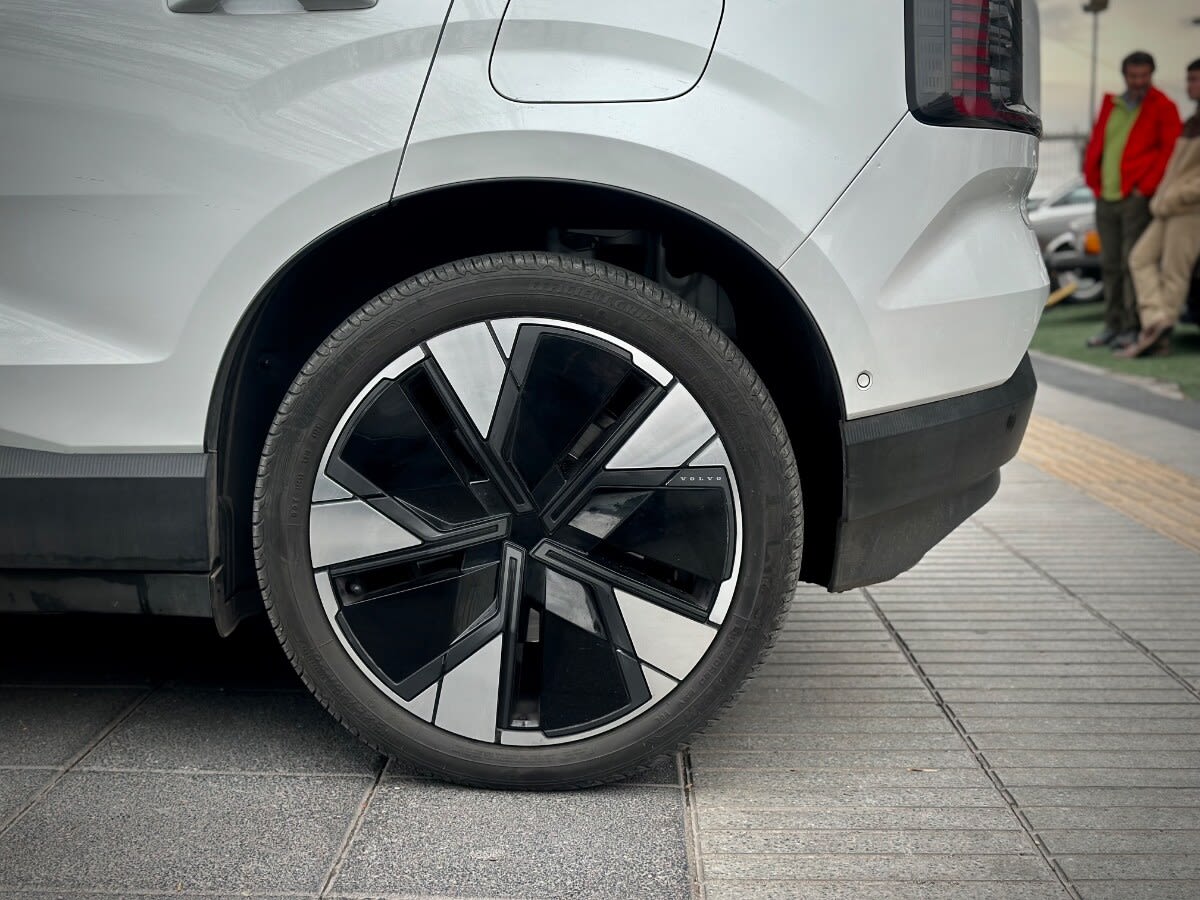 Volvo Ex30 Ultra año 2024